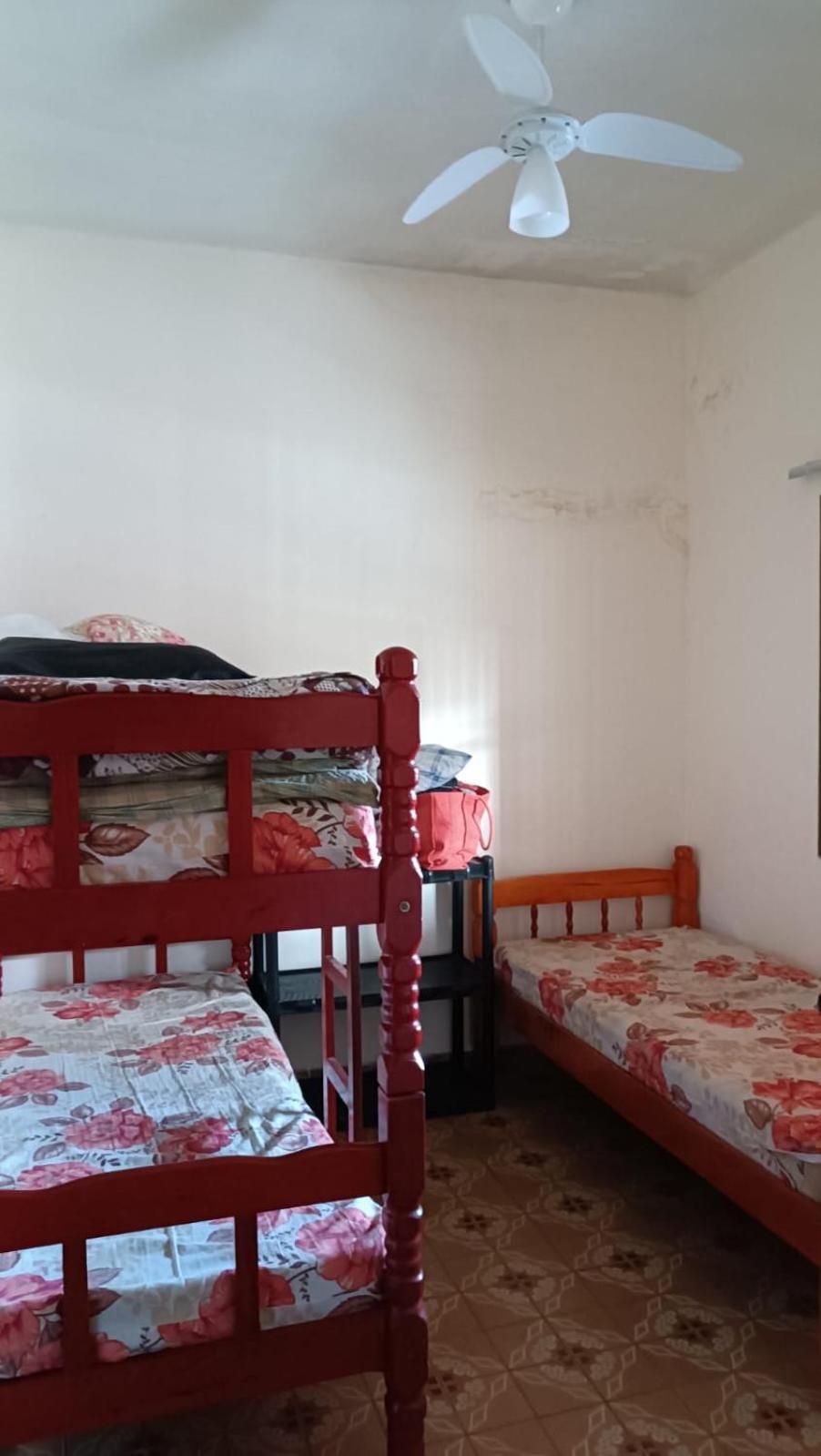 Casa Para Temporada Na Praia Grande Aprox 100 Mts Da Praia Villa Eksteriør bilde